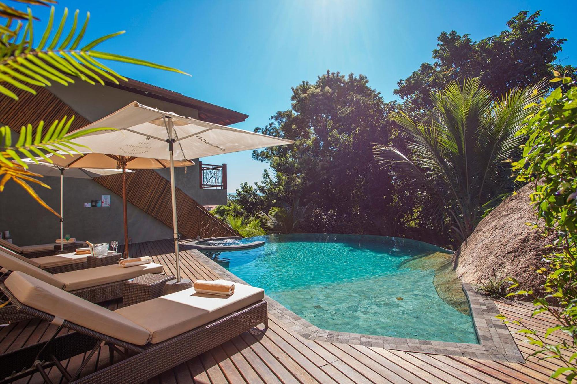 Hotel Vila Kebaya Ilhabela Exterior photo