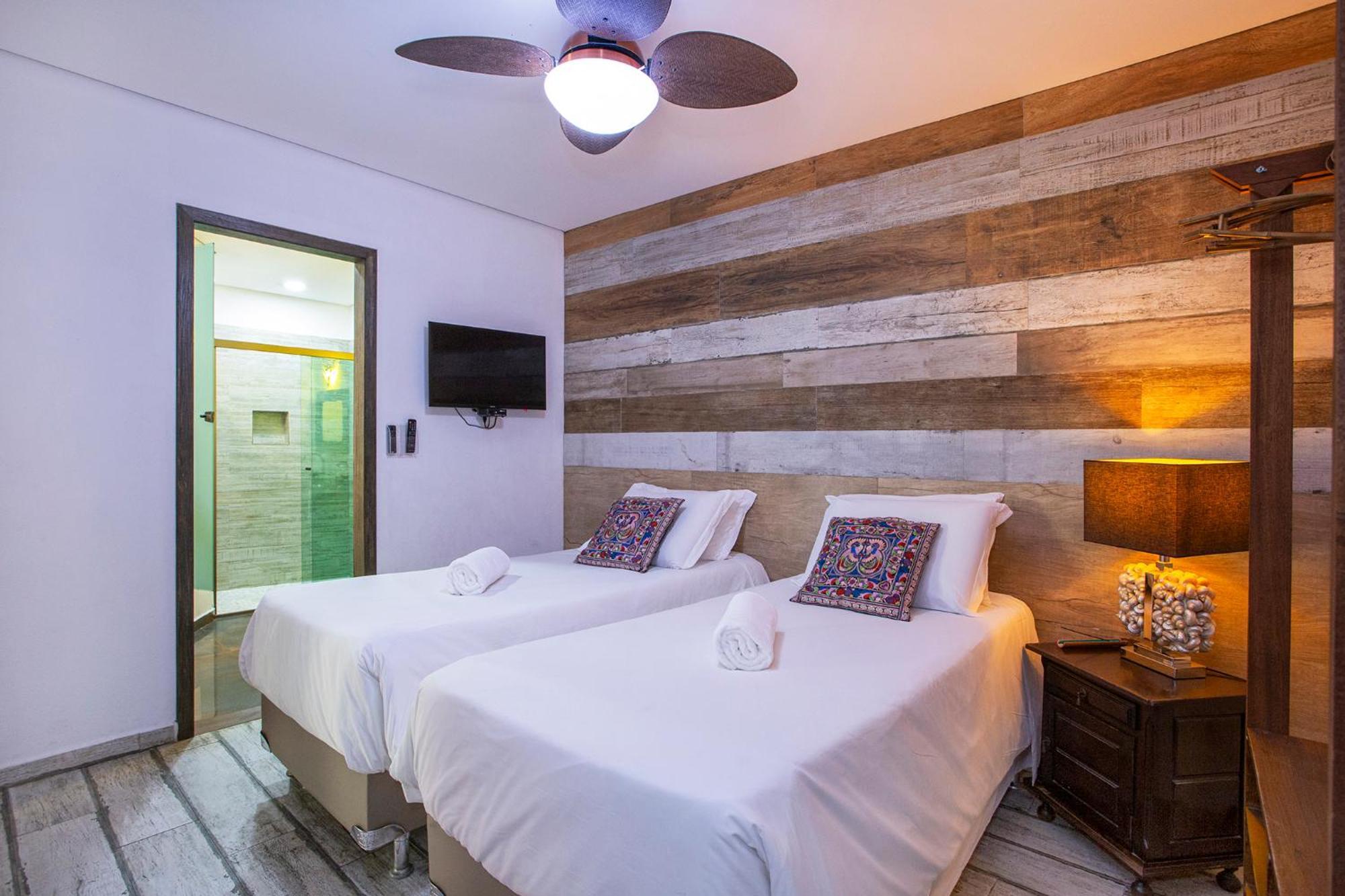Hotel Vila Kebaya Ilhabela Exterior photo